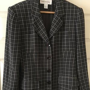 Women's Size  8 Navy & White Plaid Jones New York